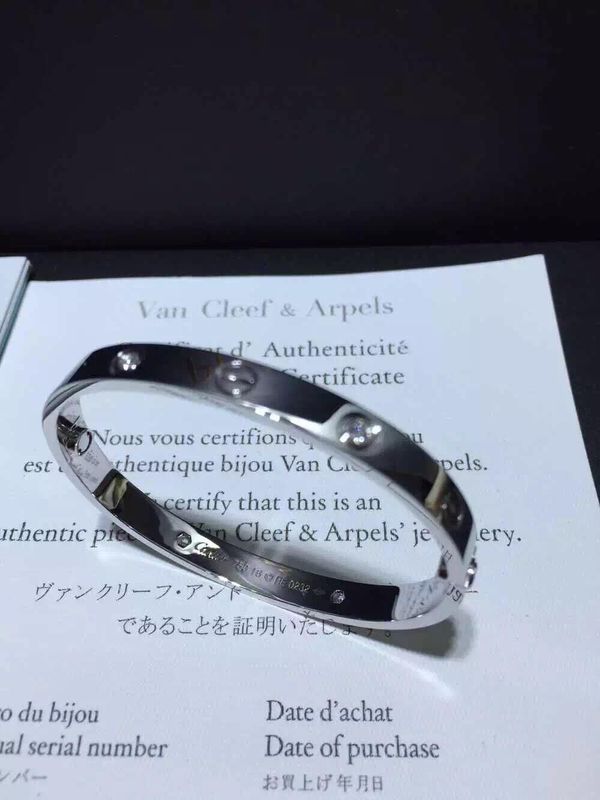 Kwaliteit De Liefdearmband 4 van merkjuwelen Diamanten Geel Gouden Diamonds18k Goud fabriek