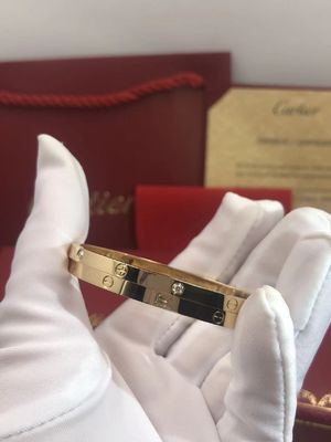 Kwaliteit Kleine Model 6 Diamanten van de LIEFDE18k de Gouden Armband voor Vrouwen/Mannen fabriek