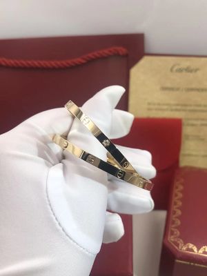 Kwaliteit Kleine Model 6 Diamanten van de LIEFDE18k de Gouden Armband voor Vrouwen/Mannen fabriek
