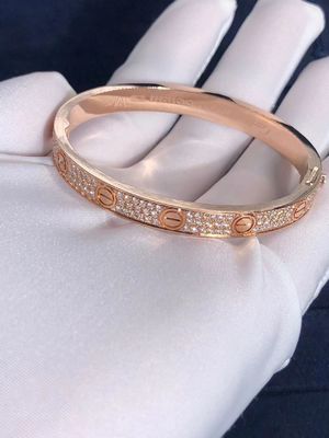 Kwaliteit De fijne van de de rijliefde van de Juwelenauto Armband Diamond Paved White/nam/de Gele Gouden Armband van 18K toe fabriek