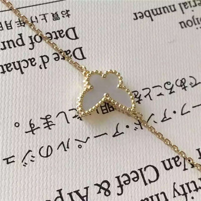 Kwaliteit Witte Alhambra van de Moeder van Parel 18K Gouden Armband Zoete Vlinderarmband fabriek