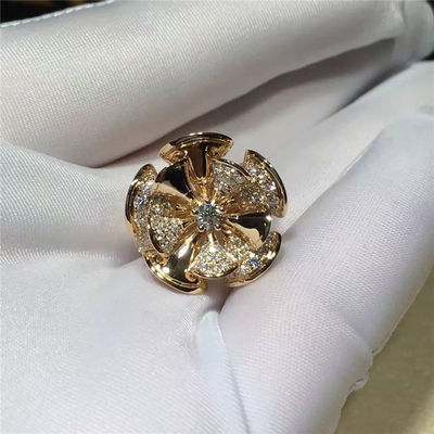 Kwaliteit De bloem Gevormde Gouden Diamanten van Ring Luxury Jewelry 18K voor Huwelijk/Overeenkomst fabriek