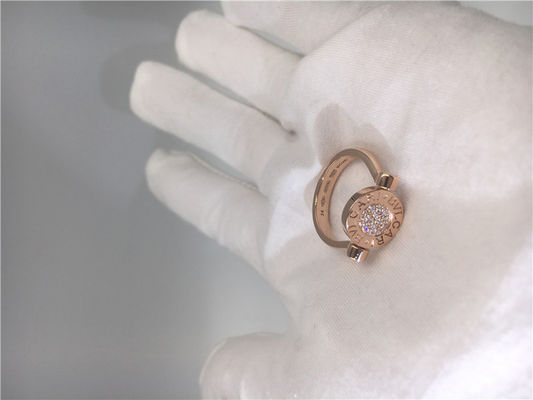 Kwaliteit 18K Moeder van de Juwelen de Uitstekende Rose Gold Engagement Rings With van luxejuwelen van Parel/Diamanten Pavé fabriek