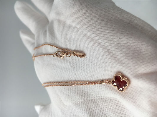 Kwaliteit Nam Gouden Tegenhangerhalsband voor Meisje, de Magische Alhambra Halsband van 18k met Kornalijn toe fabriek