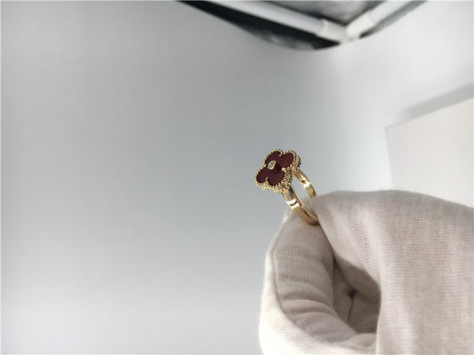 Kwaliteit Unieke Gele Gouden Verlovingsringen om Diamant, Uitstekende Alhambra Ring met Kornalijn fabriek