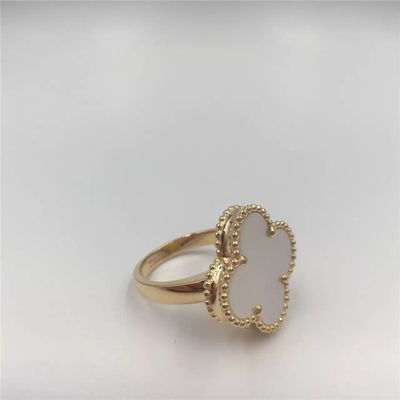 Kwaliteit Wit Paarlemoeren de Rings Magisch Alhambra van 18K Gouden Eenvoudig Ontwerp voor Jonge Dames fabriek