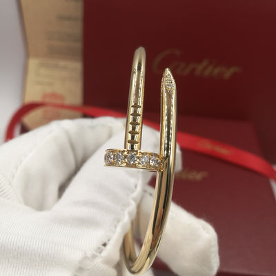 Kwaliteit B6048617 het Gele Goud van Juste Un Clou Bracelet 18k met Diamanten fabriek