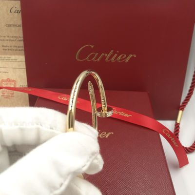 Kwaliteit B6048617 het Gele Goud van Juste Un Clou Bracelet 18k met Diamanten fabriek