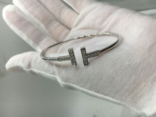 Kwaliteit T Gouden de Juwelenwitgoud van de Draadarmband 18K met Ronde Briljante Diamanten fabriek