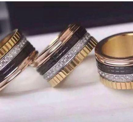 Kwaliteit De zwarte Ceramische Gouden Gouden Vrouwen van Juwelenringen 18K met de Natuurlijke Diamant van Si H fabriek