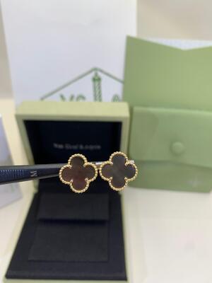 Kwaliteit VCA Alhambra Oorbellen Van Cleef And Arpels Witte Parelmoer Malachiet Karneool fabriek