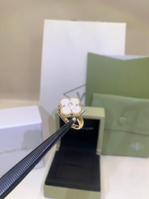 Kwaliteit Pictogramgeluk Van Cleef And Arpels Alhambra Ring Yellow Gold Carnelian Diamond VCARD40800 fabriek
