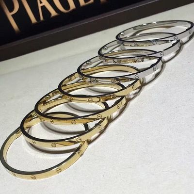 Kwaliteit Juwelen18k Gouden Armband, Dun Liefde Gepersonaliseerd Gouden Halsband Klein Model fabriek