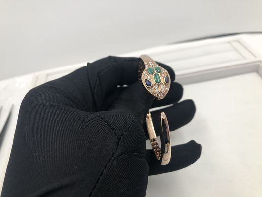 Kwaliteit De de Charmearmbanden van Snakewomens van luxejuwelen pasten 18 Kt Roze Goud met Diamanten aan fabriek