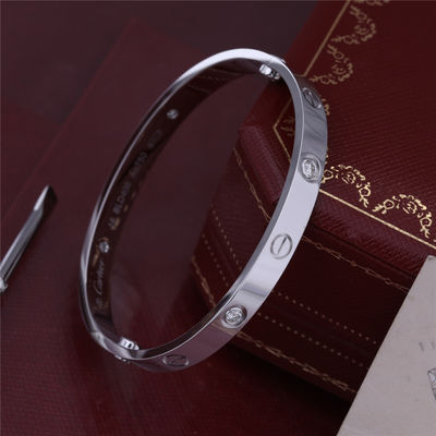 Kwaliteit Klassieke Liefdearmband 4 de Armband van de Diamantenliefde met binnen 18 Karat Juwelen van het WITGOUD de Fijne Vakmanschap fabriek